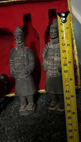Vintage - Qin Dynasty Terracotta Warrior Set with Horse in original Box - Picture 6 of 9