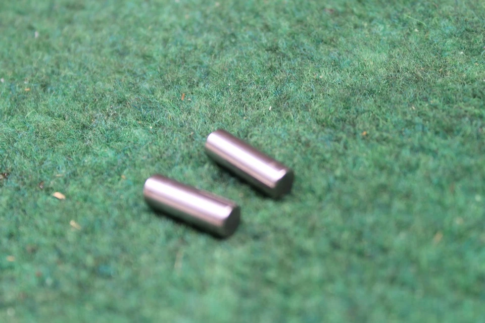 16911 Suzuki GSXR600 W SRAD 1998 caja de cambios cojinete ubicación pasador 7 mm x 20 mm Foto 2 de 4