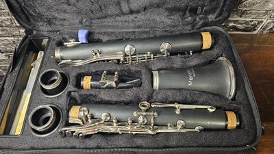 Mendini by Cecilio Beginner Clarinet with Case