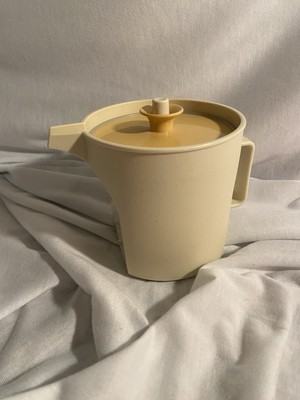 VTG Mustard/Cream Colored Tupperware Creamer