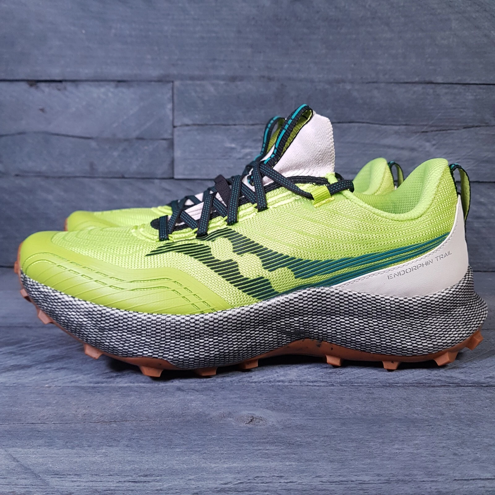 SAUCONY Endorphin Trail Hiking Shoes Mens 11 Reflect Camo Vert Green