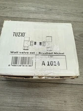 ICO Bath A1014 Tuzio 4" W x 2.5" H Brass Angled Valve Pair for Towel Warmers