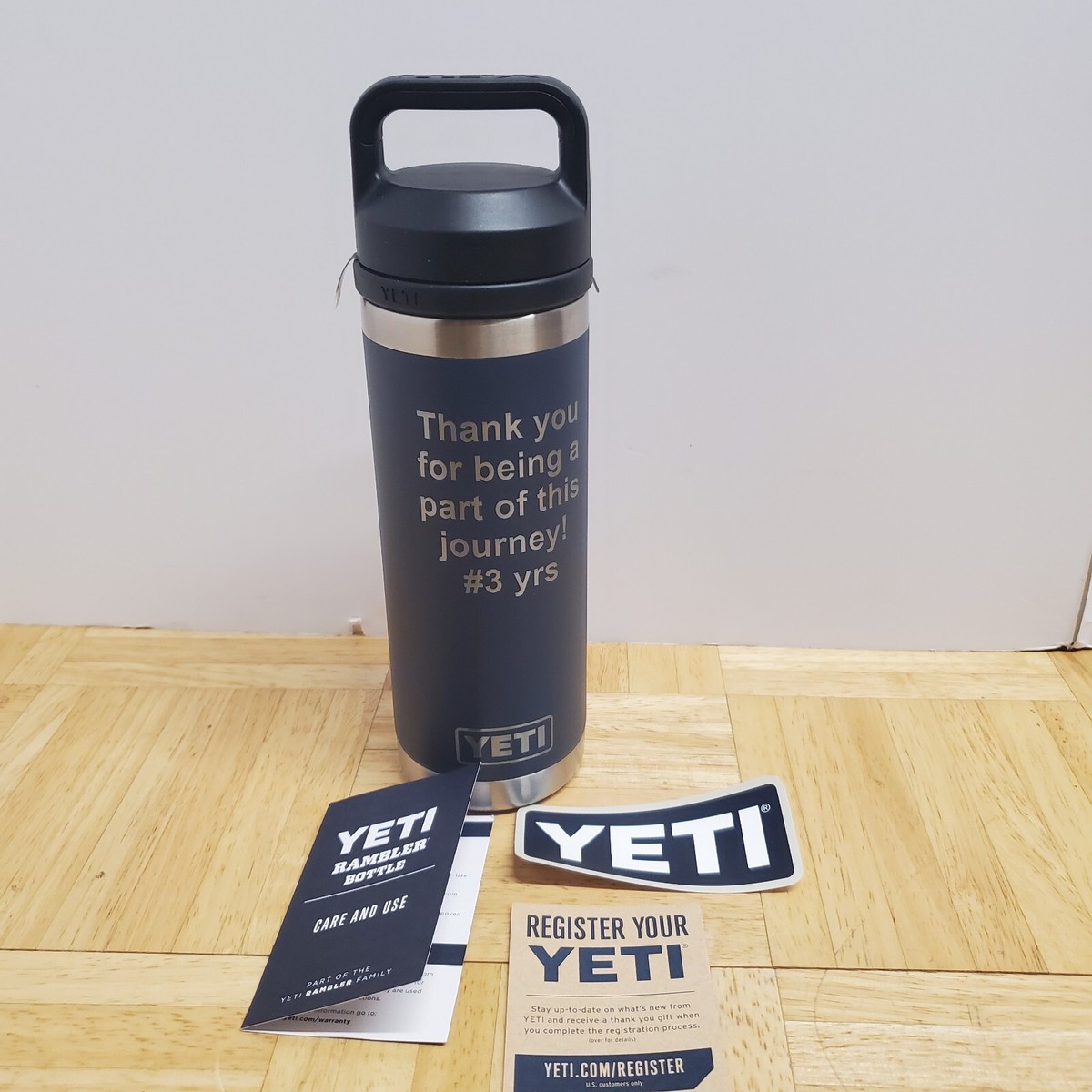 Yeti Rambler 18 oz Bottle Chug Cap Blue (New/Unused)
