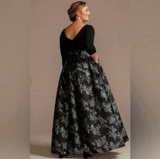 Davids Bridal Oleg Cassini Formal Dress Size 6