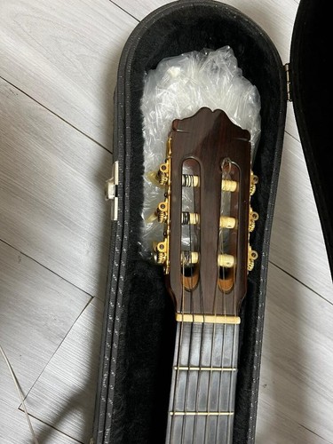 Guitarra Clásica CUENCA Mod.70R con Estuche Rígido De Colección Rara Buen Estado De JP - Imagen 13 de 13