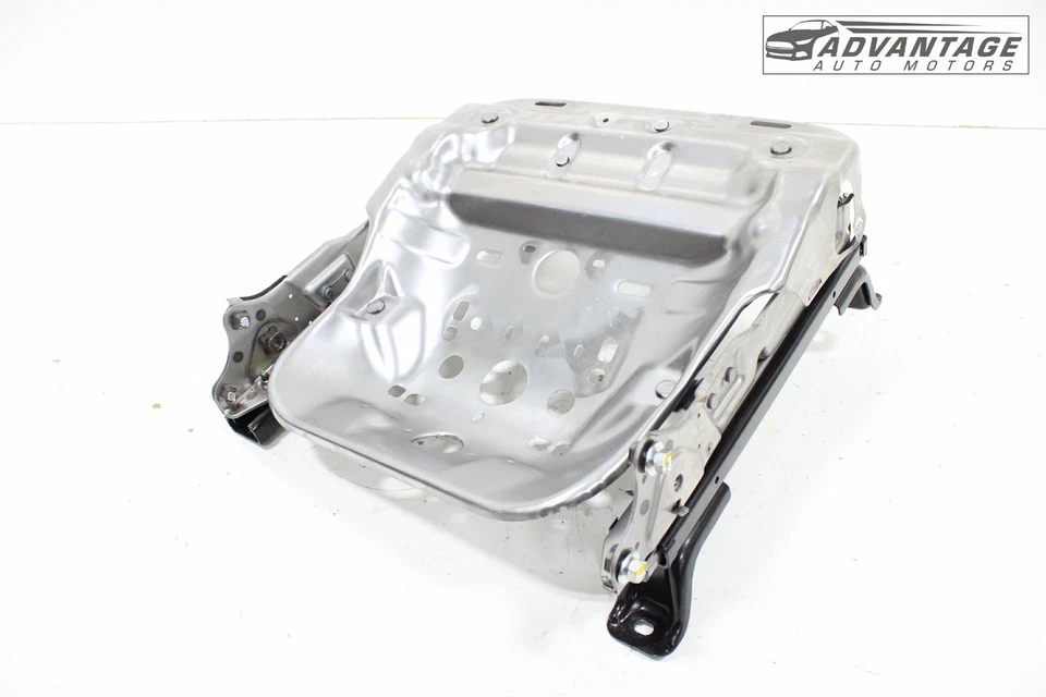 MITSUBISHI MIRAGE 2014-2024 ASIENTO DELANTERO DERECHO MARCO DE PISTA INFERIOR OEM Foto 3 de 4