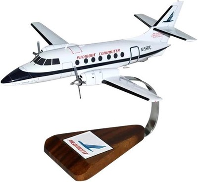 Piedmont Commuter HP.137 BAe-31 Jetstream N159PC Desk Top Model 1/48 SC Airplane