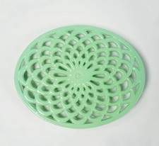 Enameled Cast Iron Oval Trivet with Rubber Pegs Metal Trivet for Hot Dishes