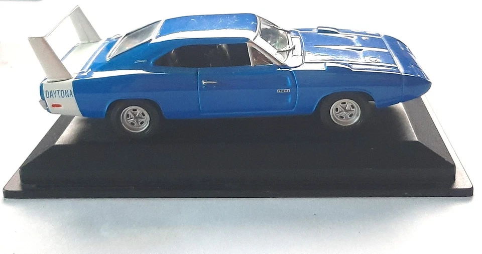 Modellino Dodge Challenger Daytona (1969) sc.1:43 - Immagine 2 di 4
