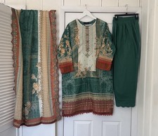 Pakistani/indian ready to wear Gul Adhar Shalwar Kameez outfit For Sale