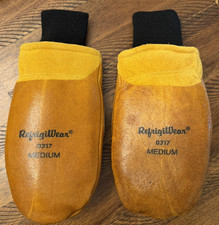 Open Package Refrigiwear 0317 Cold Protection Mitten Gloves - Medium