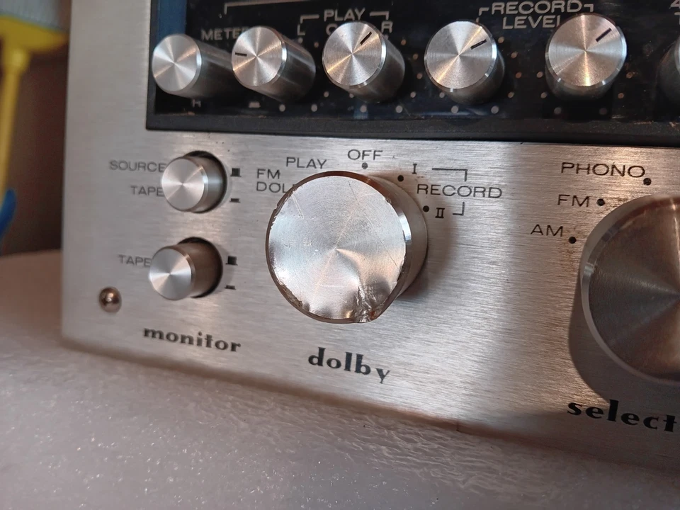 VTG RARE Marantz 4240 Four Channel Quadraphonic Stereo Receiver Parts Repair AMP - Image 4 of 4