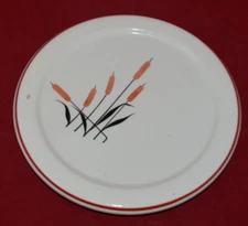 MCM Universal Potteries Camwood Ivory CATTAIL Ceramic Trivet Hot Plate Tea Tile