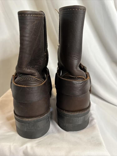 Frye Harness Stiefel 9" hoch, Größe 7,5 M, fällt schmal aus - Bild 8 von 15