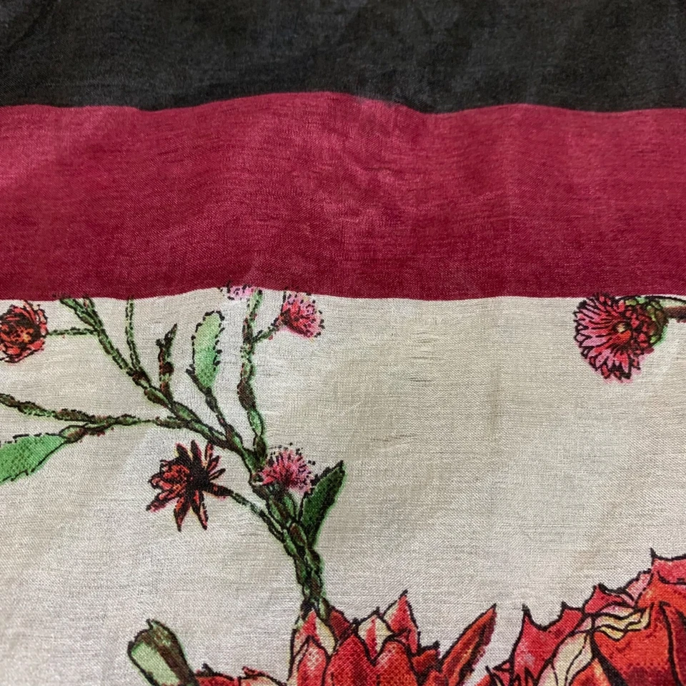 Bufanda floral de seda Chan Luu 100& Foto 3 de 4