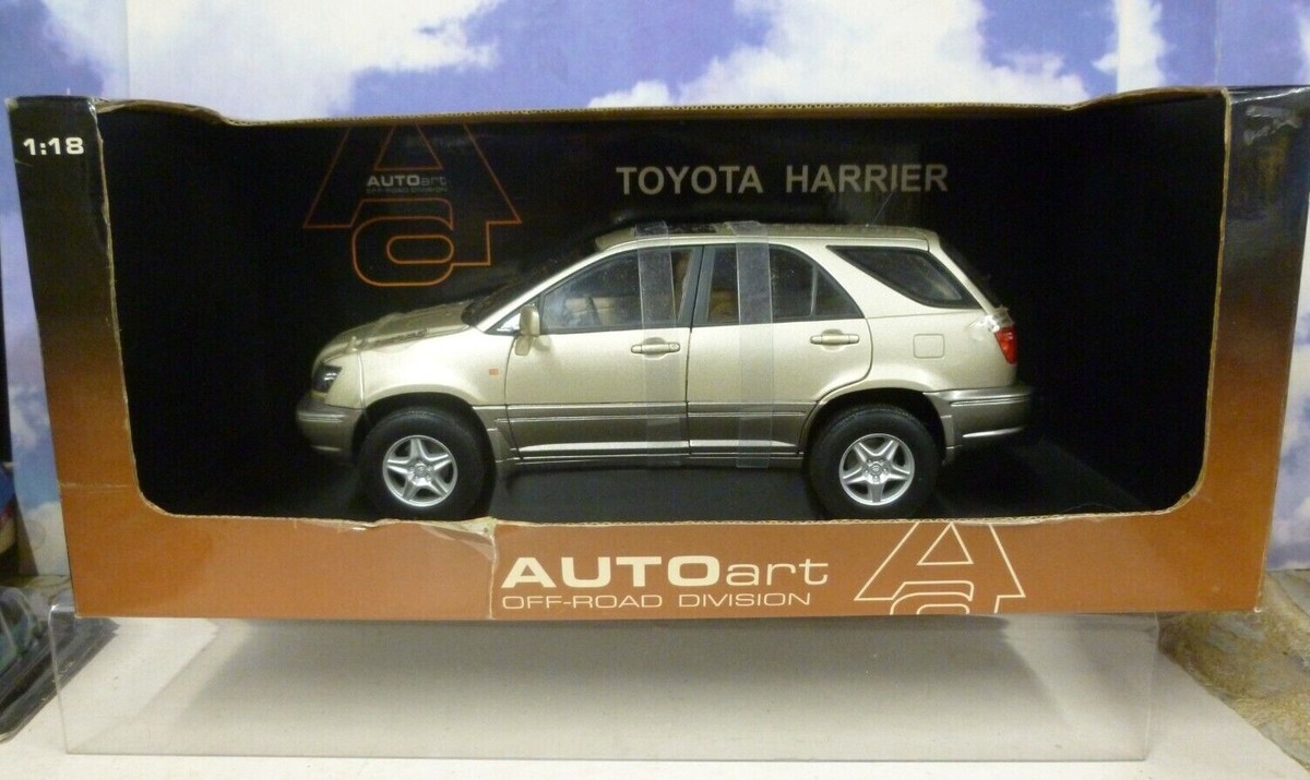 AUTOART AUTO ART 1/18 DIECAST 1997 TOYOTA HARRIER/LEXUS RX