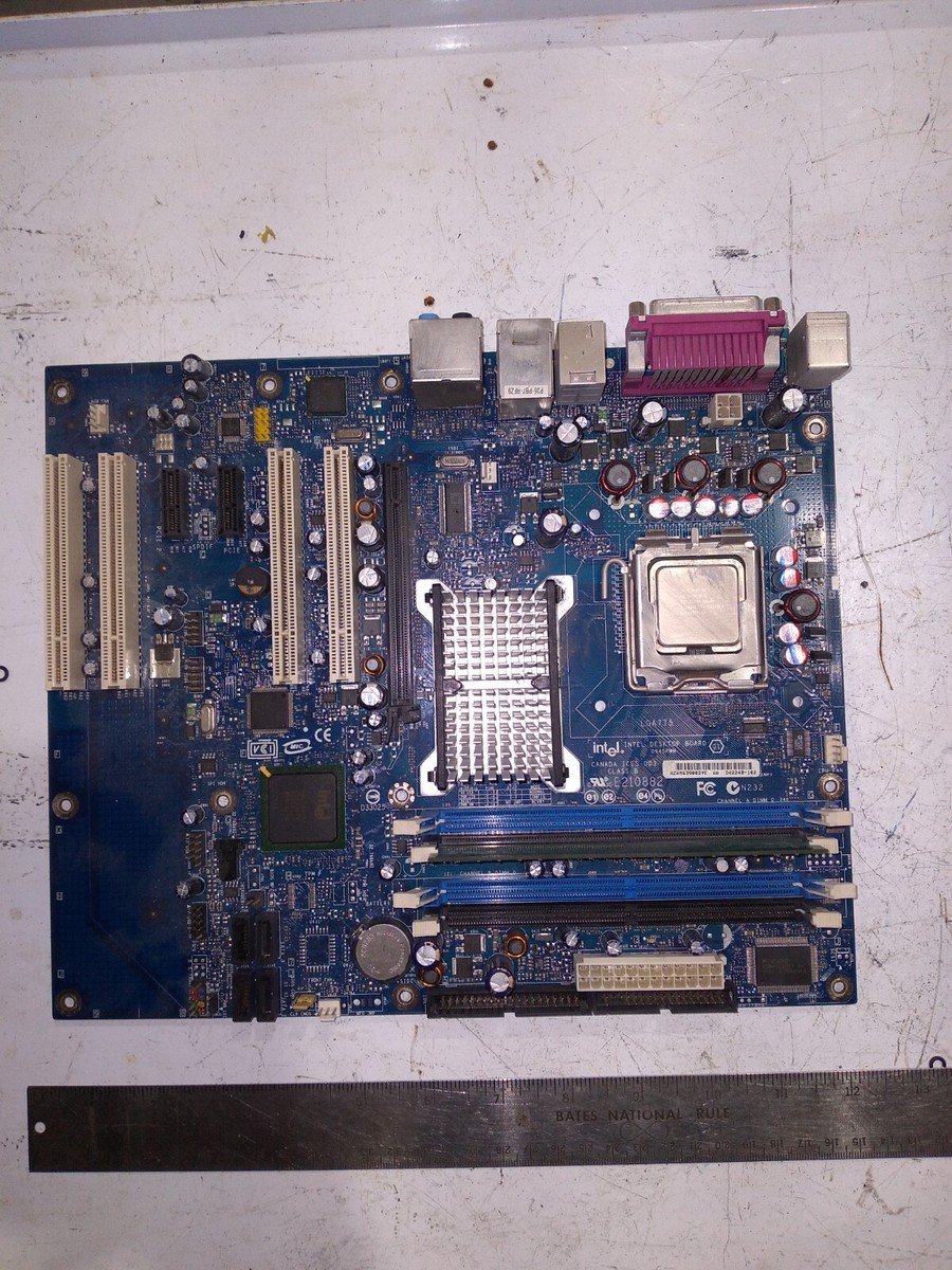 INTEL DESKTOP BOARD E210882 LGA775 D42248-102 AZWM639002YE