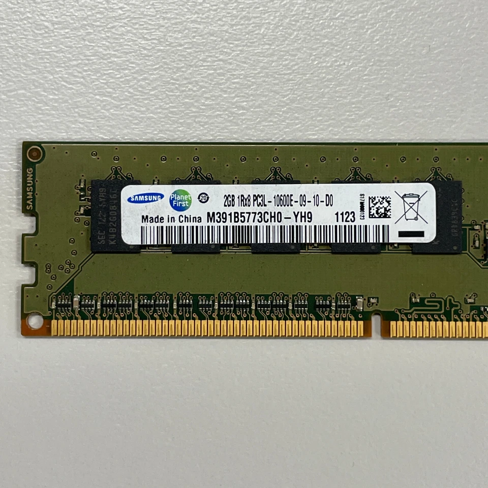 Samsung 2GB DDR3 RAM PC3L-10600 1333MHz non-ECC Unbuffered DIMM M391B5773CH0-YH9 - Image 2 of 3