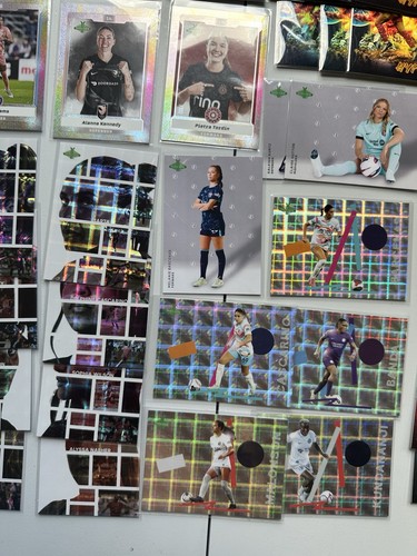 2025 Parkside NWSL Volume 1 HUGE WOSO LOT (1,300+) Numbered Foil, Inserts, More! - Picture 7 of 10