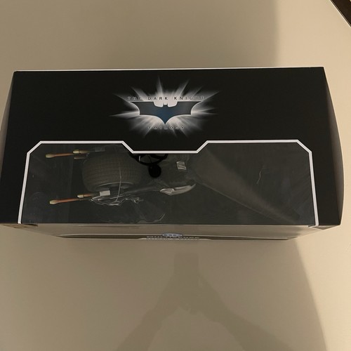 McFarlane DC Multiverse Batman & Batpod - Picture 3 of 7
