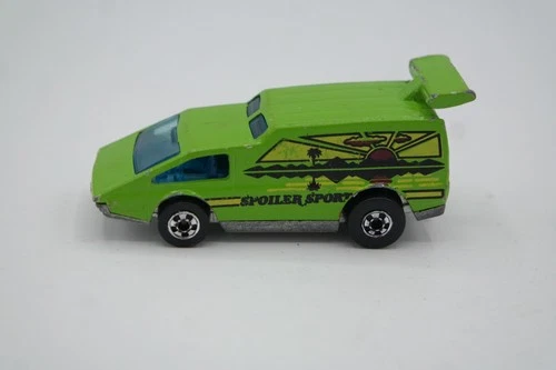 Vintage 1976 HOT WHEELS 'Spoiler Sport' Van Lime Green Used Blackwall