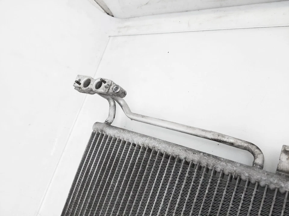 Condensador aire acondicionado aire acondicionado BMW 330CI 2001-2006 64-53-8-377-614 Foto 4 de 4