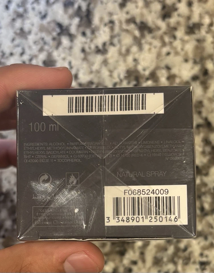 Christian Dior Sauvage Eau de Toilette 3,4 oz 100 ml spray masculino - Imagem 4 de 4
