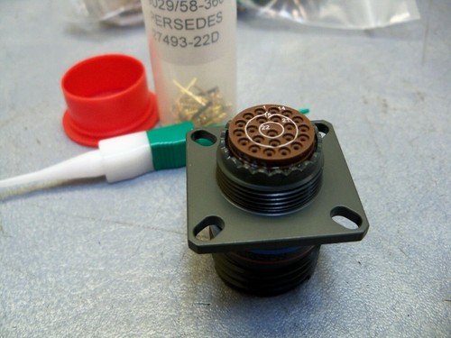 BTC Aero D38999/20WC35PN Size 13 MIL spec WALLMOUNT CONNECTOR 35 insert Lot of 4 - Picture 5 of 5