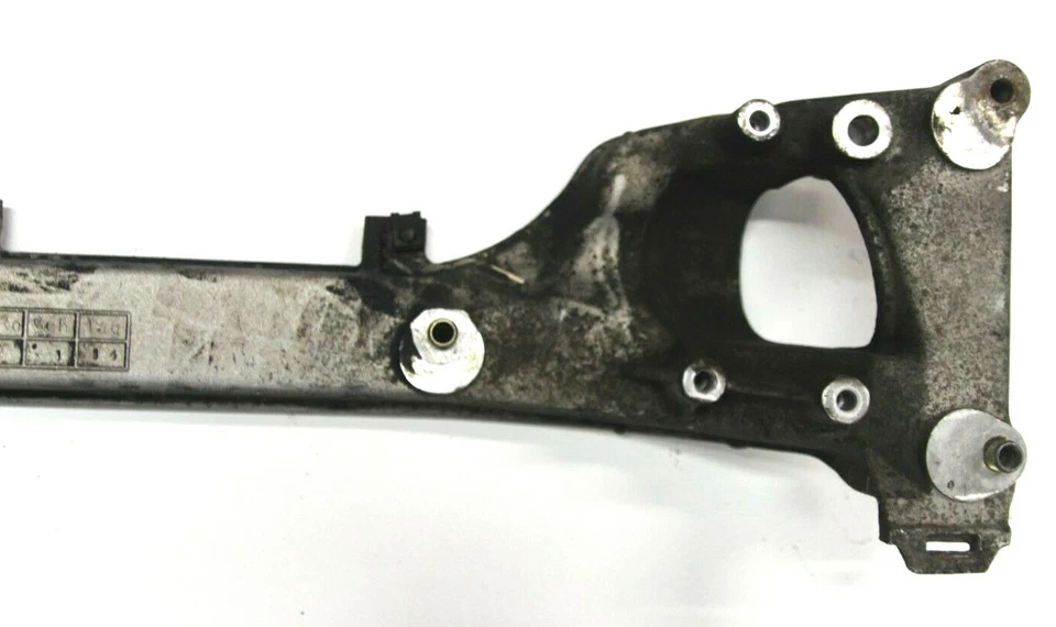 Subchasis delantero aluminio bmw oem e30 88-91 325ix 31111701064 awd ix Foto 2 de 4