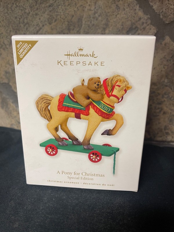 Hallmark 2010 -  Pony for Christmas #12  - Repaint/Colorway