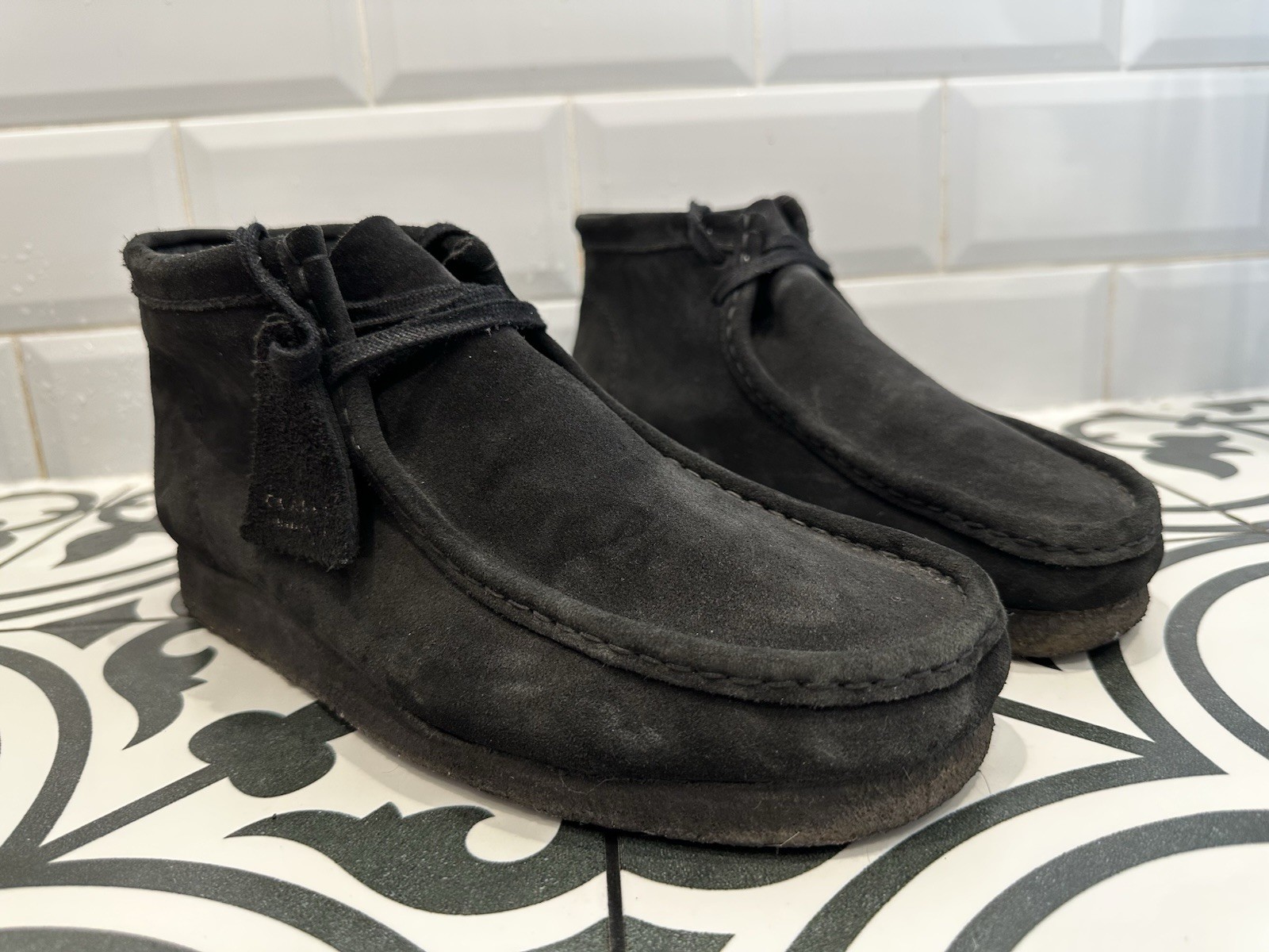 Mocasines Clarks Originals Wallabees de gamuza negros para hombre talla UK 8,5G EU 42,5