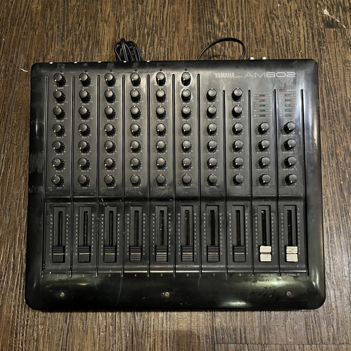 YAMAHA AM802 アナログミキサー YAMAHA AM802 line mixer 8-2 PA system digital signal