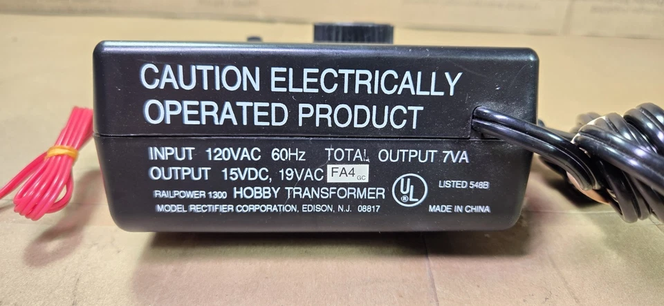 MRC Railpower 1300 Model Train Powerpack For HO and N Gauge Trains (C1) - Image 2 of 2