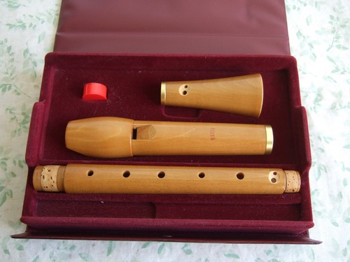 Wooden Moeck Tuju 236G Alto / Treble Recorder, Baroque, Stained Maple, Near Mint