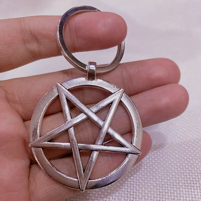 10pcs Inverted Pentagram Pendant Satanic Symbol Down Pentagram Keychain  Amulet