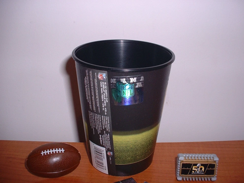 NOS SUPER BOWL 50 DENVER BRONCOS BALTIMORE RAVENS CUP RINGS GUARDANAPOS NFL LICENCIADO - Imagem 4 de 4