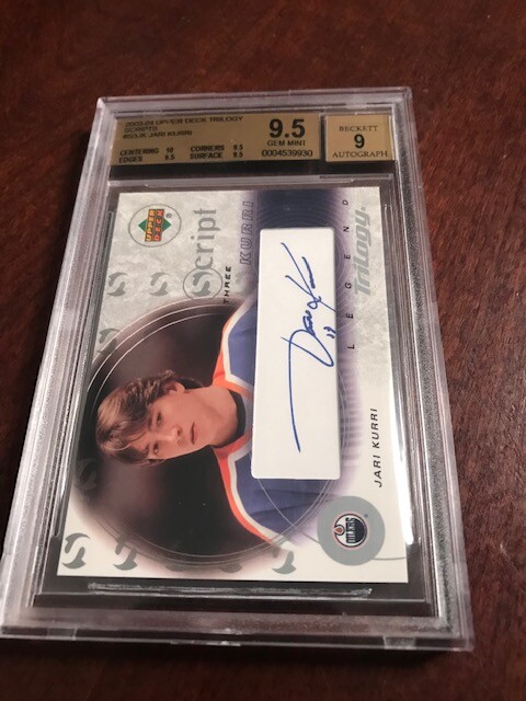 2003-04 Upper Deck Trilogy Script Jari Kurri #S3-JK Auto HOF Beckett gemmint 9.5