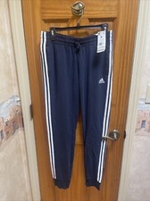 Women s Adidas Medium Activewear Pants. NWT