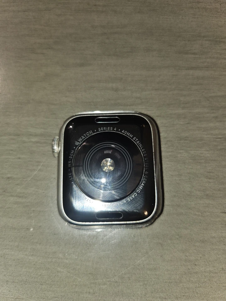 Apple Watch Series 4 40 мм нержавеющая сталь с ремешком из нержавеющей стали - Изображение 2 из 4