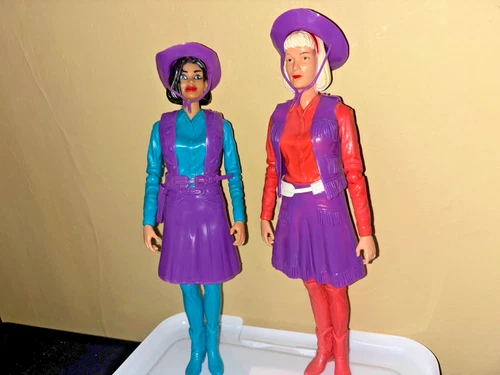 Set of 2 Marx Cowgirl Figures Jane West +1 with RARE Purple Accs. Johnny West