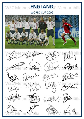 12673. England World Cup 2002 Signed Team Picture Sheet (PRINTED AUTOGRAPHS A4)