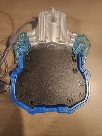 Skylanders Superchargers Wii U Game + Portal of Power Base Bundle