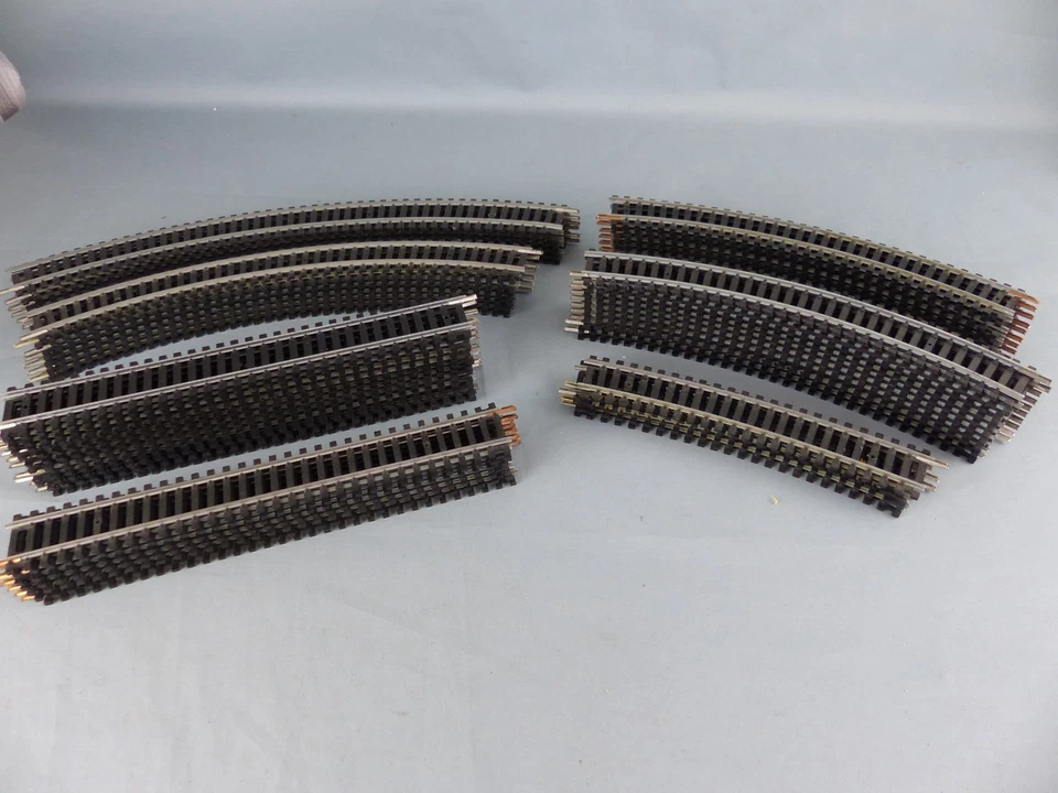 LIMA Ho 1/87 lot de 54 rails courbes et droites , bon état - Photo 1/4