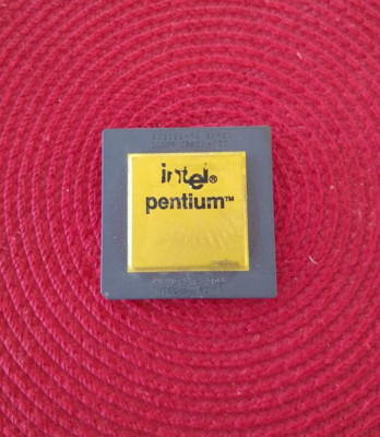 Intel Pentium 90 MHz SX958 A80502-90 90mhz GOLD CAP Ceramic
