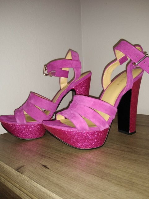 nine west hot pink heels