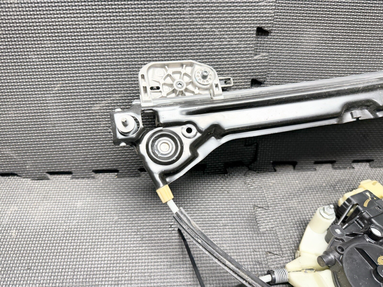 ⭐️2014-2022 Maserati Quattroporte Ghibli FRONT LEFT Window Regulator Motor OEM