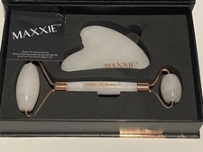 Maxxie Luxury White Jade Set Facial Roller Beauty Massage Tool New In Box