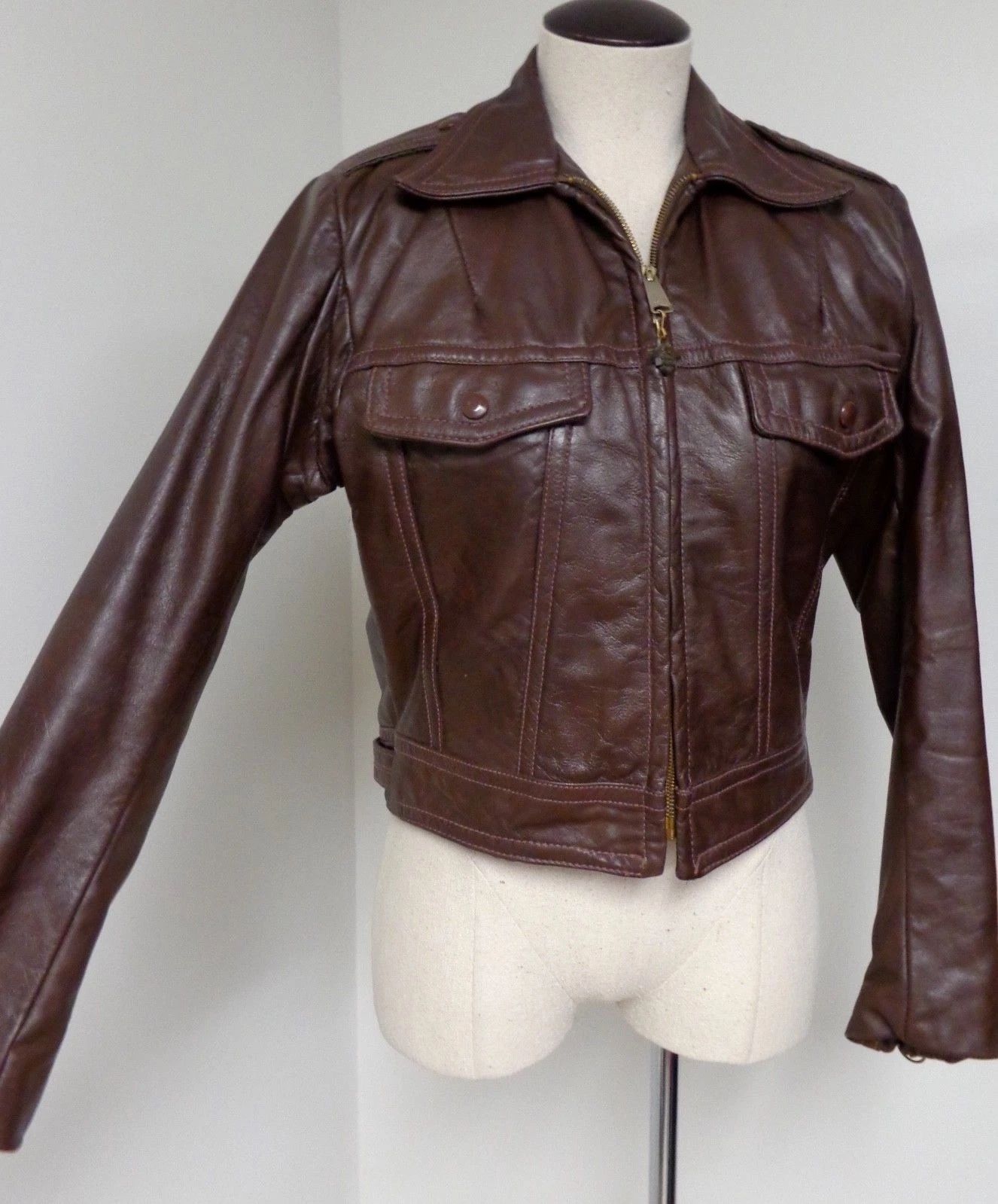 harley-davidson vintage amf leather cavalier trucker style motorcycle jacket