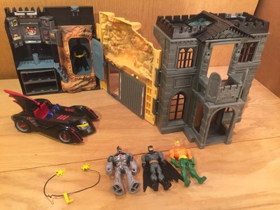 wayne manor playset
