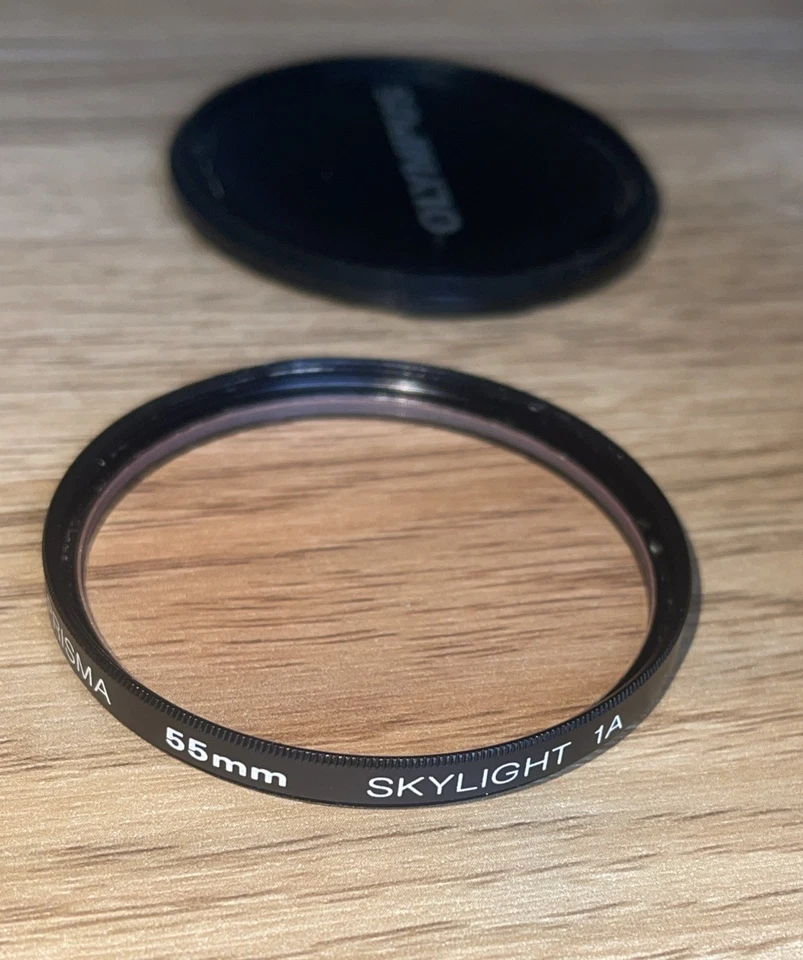 OLYMPUS OM-SYSTEM ZUIKO MC AUTO-T F=1:4 200MM LENS With case and filter - image 4 of 4